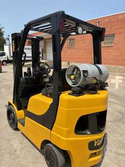 Propane Forklifts 2013  Yale GLC050VX (5)