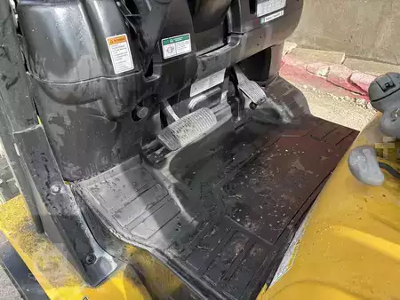 Propane Forklifts 2019  Yale GLC080VX (16)
