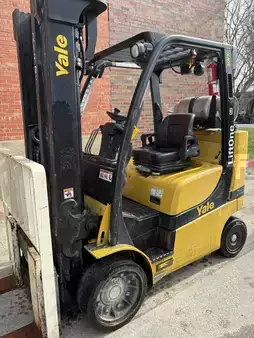 Propane Forklifts 2019  Yale GLC080VX (3)