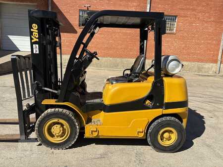 Diesel Forklifts 2017  Yale GLP050MX (2)