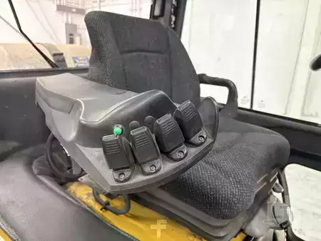 Montacargas GLP 2017  Yale GLP050VX (14)