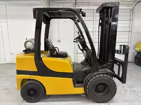 Montacargas diésel 2015  Yale GLP060VX (14)