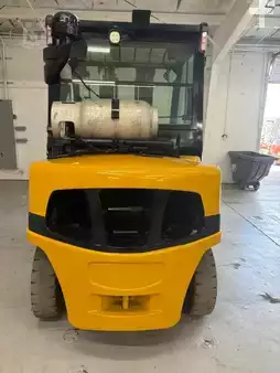Diesel Forklifts 2014  Yale GLP080VX (17)
