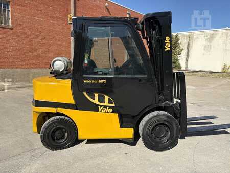 Propane Forklifts 2013  Yale GLP080VX (2)