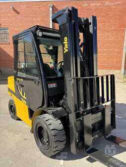 Propane Forklifts 2013  Yale GLP080VX (5)