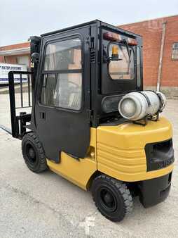 Propane Forklifts - CAT Lift Trucks GP25 (18)