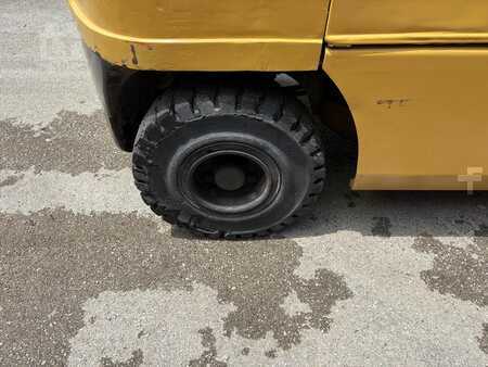 Diesel Forklifts 2015  CAT Lift Trucks GP30N (11)