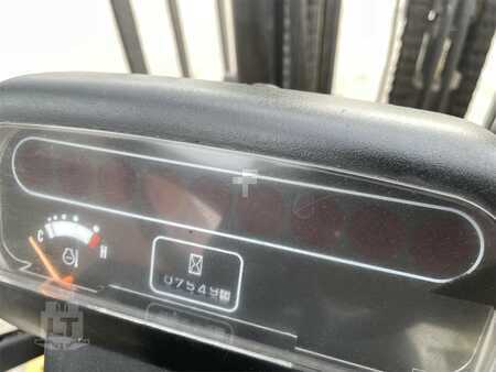 Treibgasstapler - CAT Lift Trucks GP40K (10)
