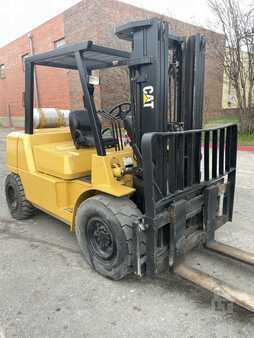 Treibgasstapler - CAT Lift Trucks GP40K (2)