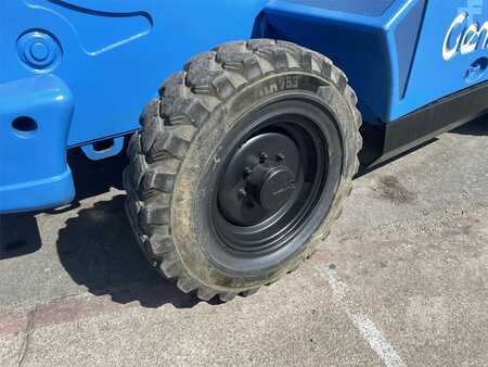 Telescopic forklift rigid 2014  Genie GTH844 (4)