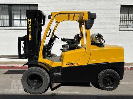 Propane Forklifts 2015  Hyster H120FT (2)