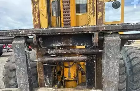 Diesel Forklifts - Hyster H460A (25)
