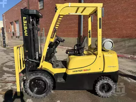 Propane Forklifts 2022  Hyster H50XT (1)