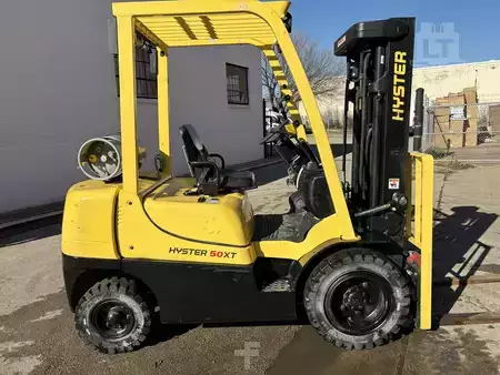 Propane Forklifts 2022  Hyster H50XT (2)