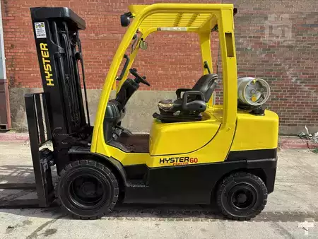 Propane Forklifts 2019  Hyster H60FT (1)