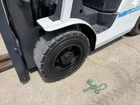 Propane Forklifts 2018  Unicarriers PF60 (2)