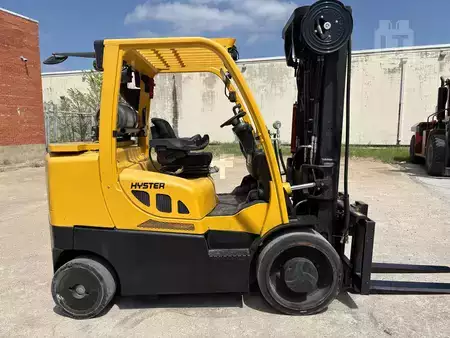 Propane Forklifts 2019  Hyster S135FT (2)