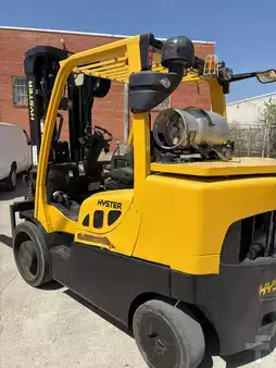 Propane Forklifts 2019  Hyster S135FT (8)