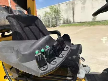 Propane Forklifts 2019  Hyster S135FT (9)