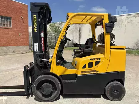 Propane Forklifts 2019  Hyster S135FT (1)