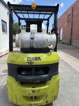 Propane Forklifts 2021  Clark S25CL (4)