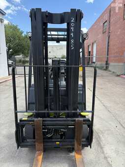 Propane Forklifts 2021  Clark S25CL (9)