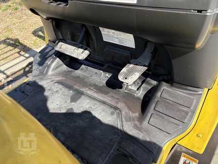 Propane Forklifts 2010  Hyster S60FT (10)