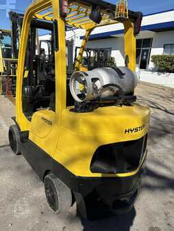 Propane Forklifts 2008  Hyster S70FT (11)