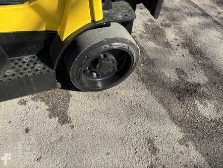 Propane Forklifts 2008  Hyster S70FT (15)