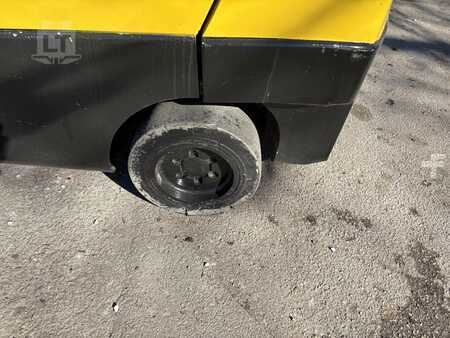 Propane Forklifts 2008  Hyster S70FT (16)