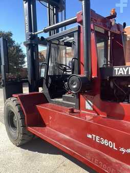 Dieseltrukki 1996  Taylor TE360L (39)