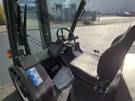 Maastotrukki 2003  Manitou MSI 30 Turbo (10)