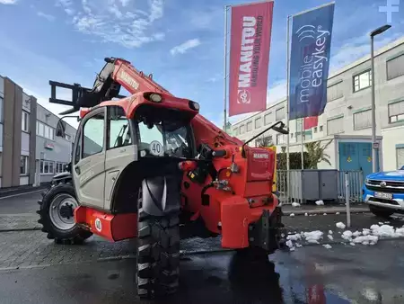 Teleskoplastare Rigid 2017  Manitou MLT 840-145 PS  AirCon 4new Tires (6)