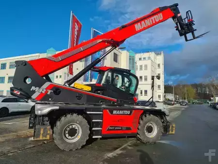 Ładowarki teleskopowe obrotowe  Manitou MRT 2660 Vision + AC (8)