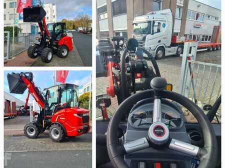 Annet 2023  Manitou MLA 3-25 H Classic (1)