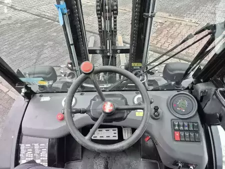 Rough Terrain Forklifts 2023  Manitou MC 25-4 ST5B S1 (9)