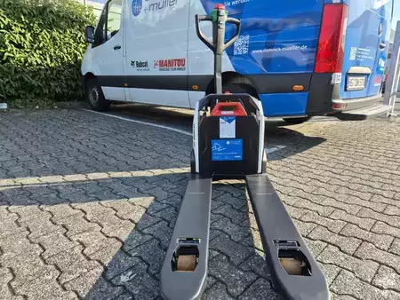 Nízkozdvižný vozík 2025  Bobcat LPM15N-7/ Neu 2025 (3)