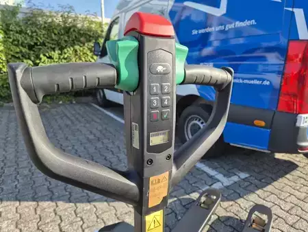 Nízkozdvižný vozík 2025  Bobcat LPM15N-7/ Neu 2025 (7)