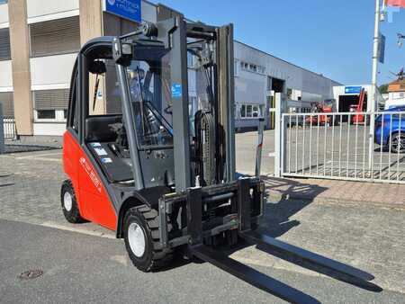 Empilhador diesel 2006  Linde H 25 D (10)