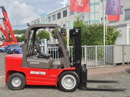 Dieselstapler 2010  Manitou CD 35 P (2)