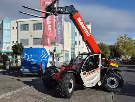 Manipulador fijo 2026  Manitou MT 930 H (1)