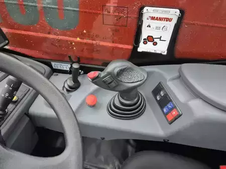 Manipulador fijo 2026  Manitou MT 930 H (9)