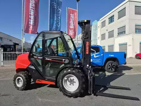 Terénní vysokozdvižný vozík 2023  Manitou MC 30-4 ST3A S1 (1)