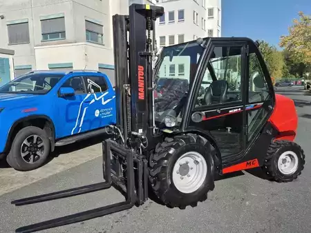 Terénní vysokozdvižný vozík 2023  Manitou MC 30-4 ST3A S1 (4)