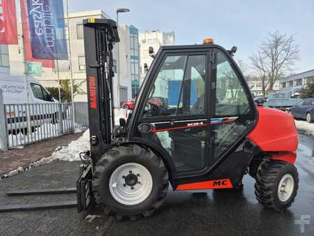 Geländestapler  Manitou MC 25-4 ST5B S1 (3)