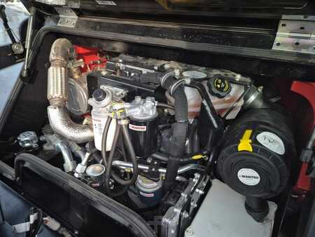 Geländestapler  Manitou MC 25-4 ST5B S1 (8)