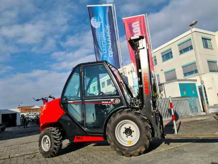Terepjáró targonca 2023  Manitou MC 30-4 ST3A S1 (7)