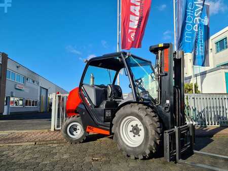Geländestapler  Manitou MC 25-4 ST5B S1 Buggy (2)
