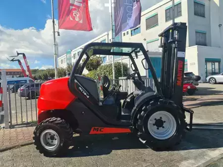 Maastotrukki 2019  Manitou MC 18.4 Stage3B (3)