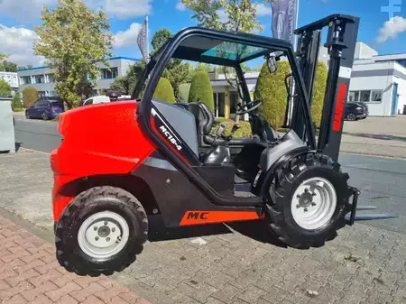Maastotrukki 2019  Manitou MC 18.4 Stage3B (7)